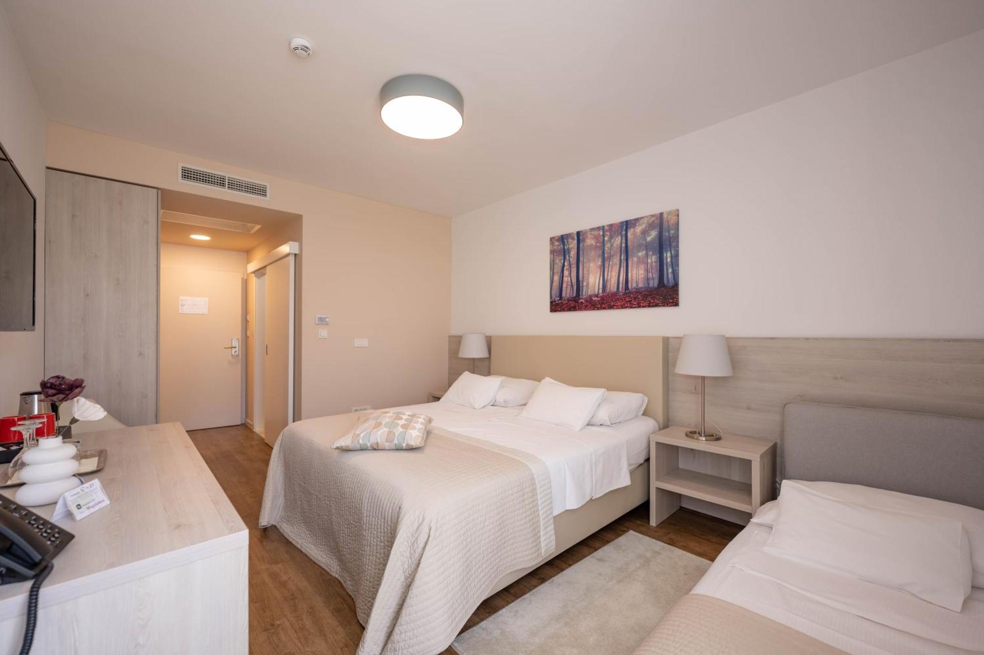 Hotel Magdalena Zagreb Bagian luar foto