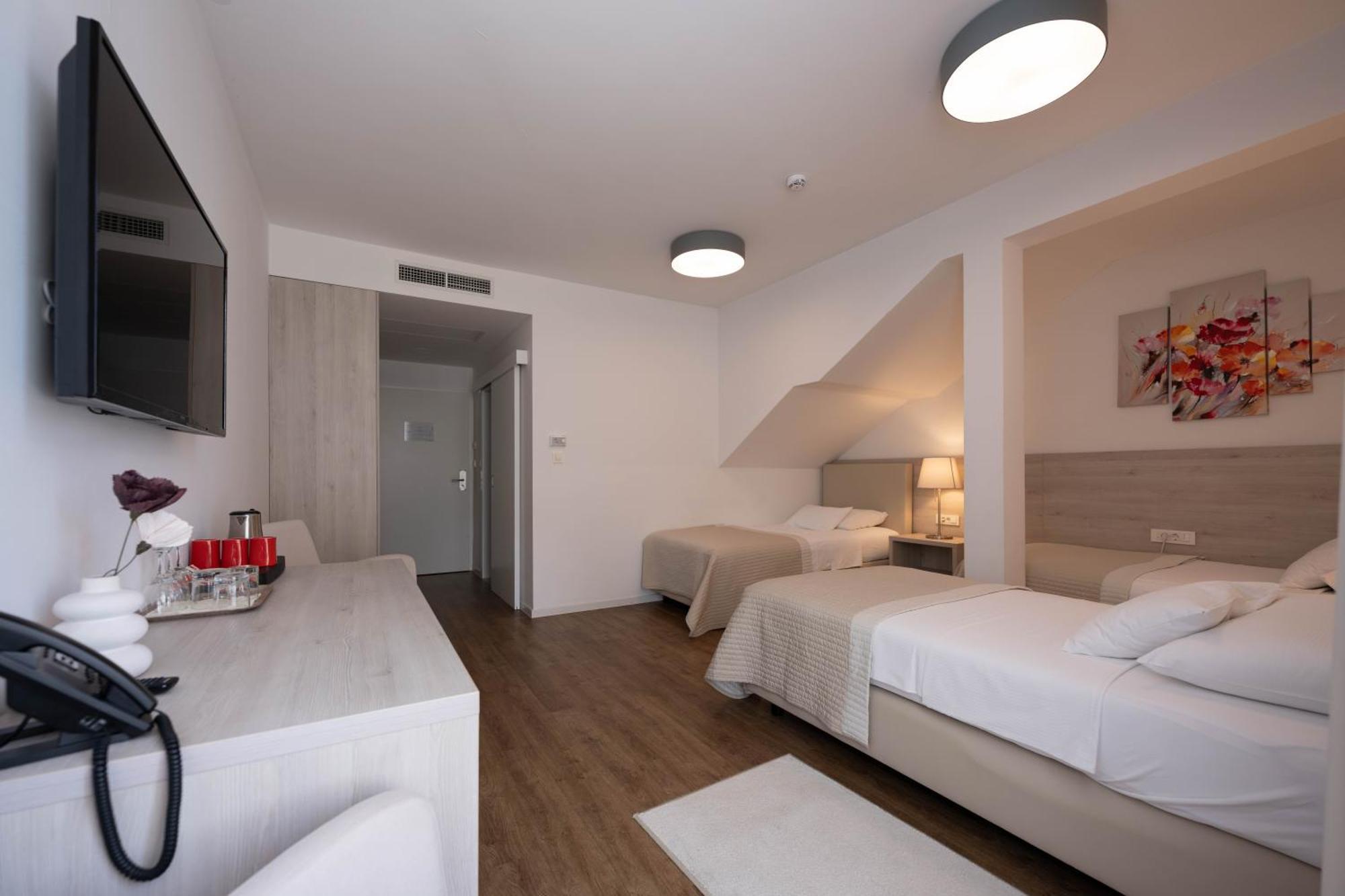 Hotel Magdalena Zagreb Bagian luar foto