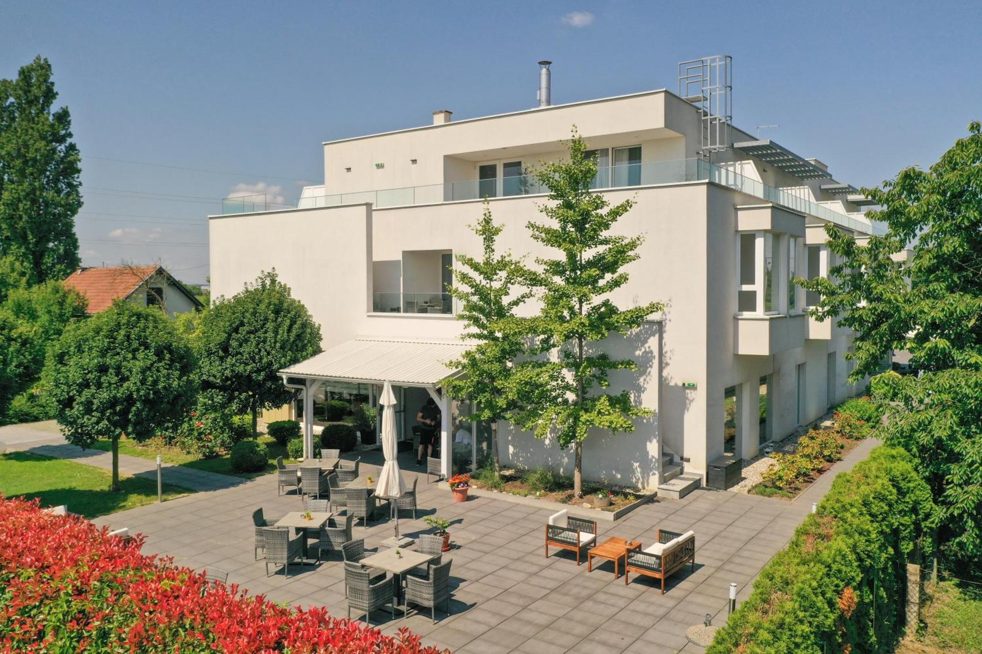 Hotel Magdalena Zagreb Bagian luar foto